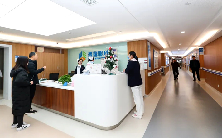 加盟鋁木門廠家的三大觀察要點，你知道嗎